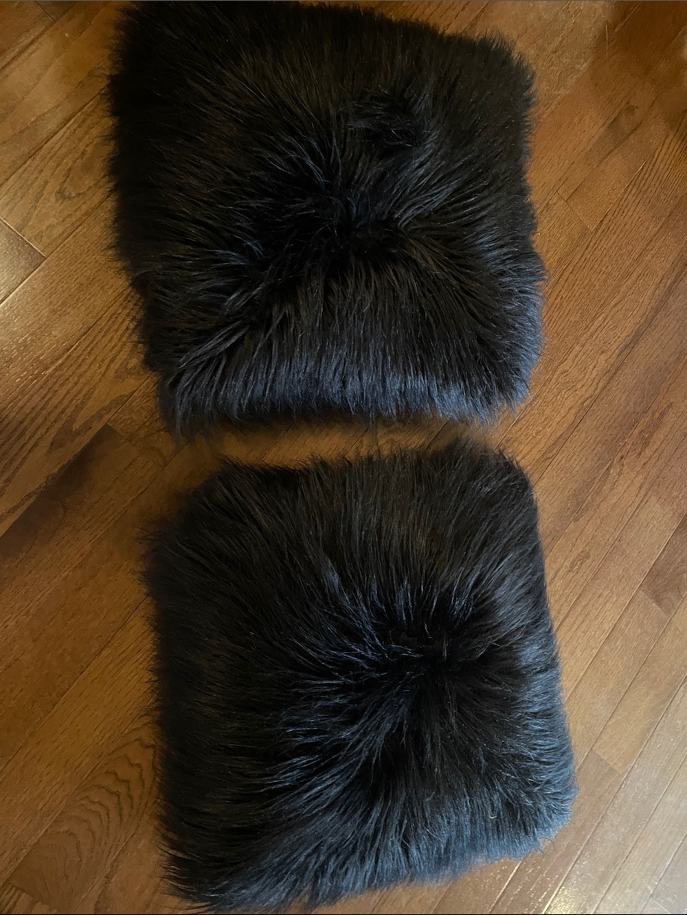 Plush Black Faux Fur Square Accent Pillow - Luxurious Soft Throw